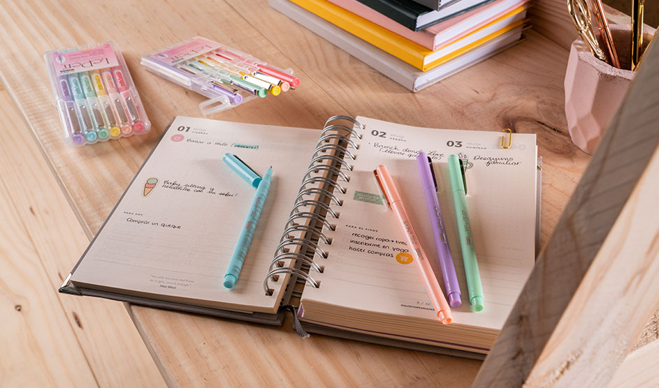 LAPICEROS Y COMPLEMENTOS